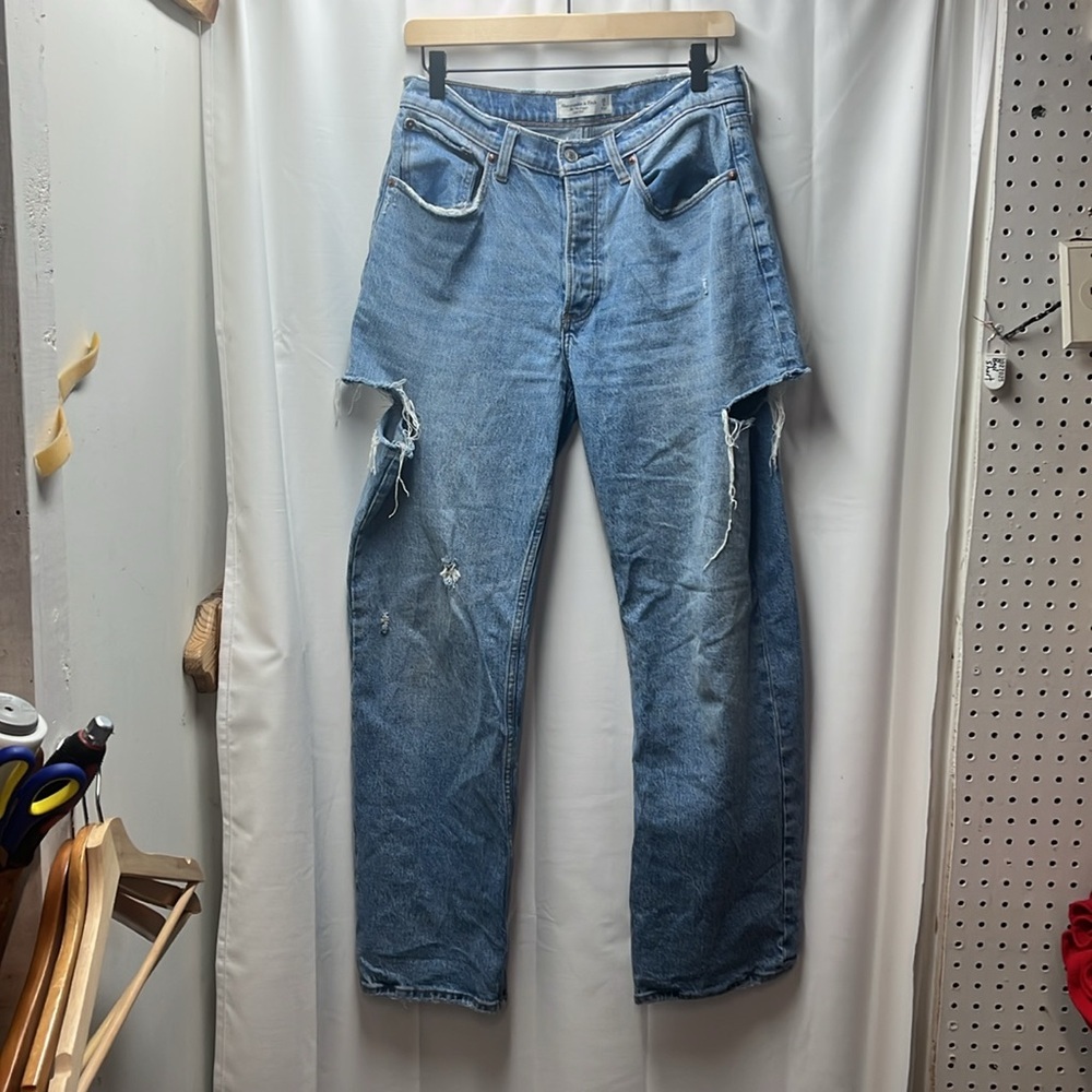 Abercrombie Blue 90s Baggy Distresses Low Rise Jeans- 28 - Picture 4 of 8